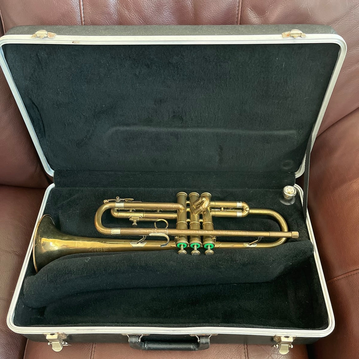 Olds Ambassador A-10 (1968) Bb Trumpet SN 670147 – Crosby's House of Music