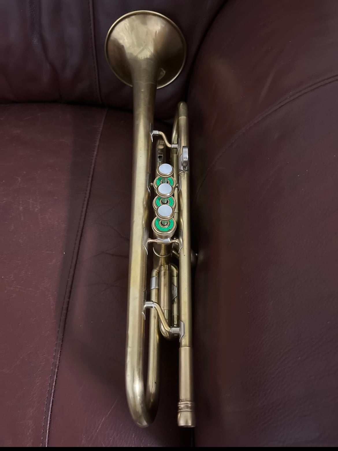 Olds Ambassador (1952) Bb Trumpet SN 72166 (new lacquer - gold tinted clear coat)