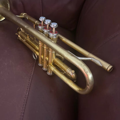 Blessing Artist Bb Trumpet (1945) SN 40517 (.468 bore) (New gold tint lacquer at 100%)(Professional)