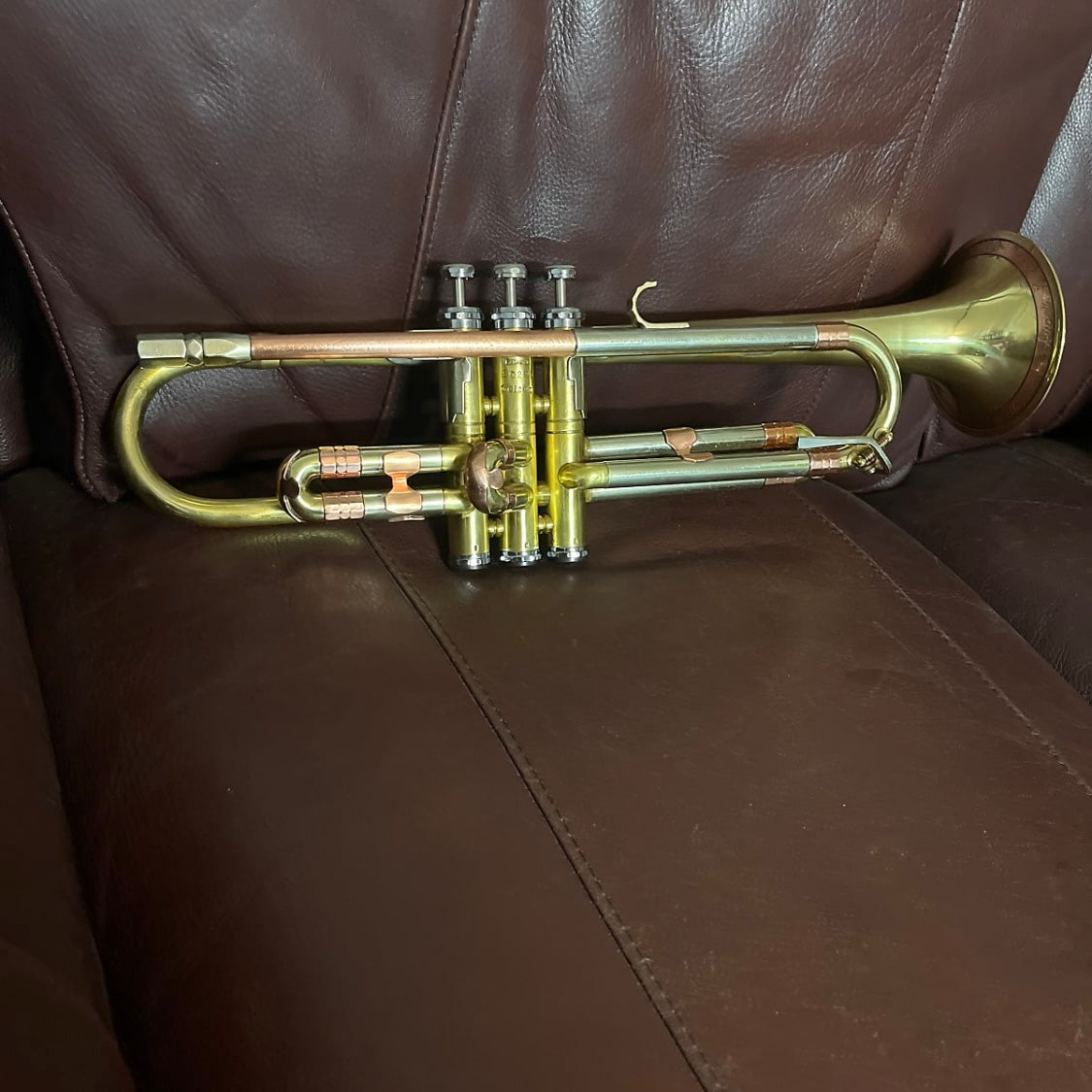 Getzen Super Deluxe Bb Trumpet SN (100% new gold lacquer)(Professional)