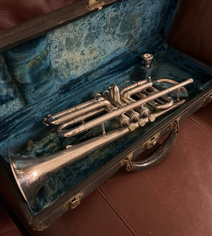 Conn Victor (model 4A) Bb and A cornet (1923) SN 199151 (Silver plated) (very rare) (opera glass - micro tuner)(professional)