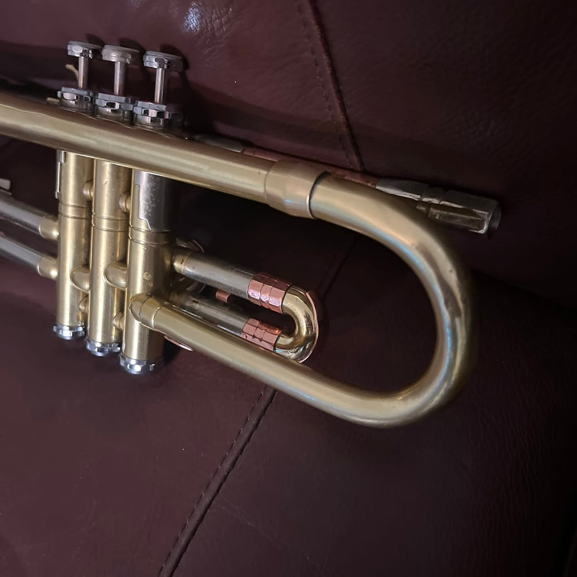 Getzen Super Deluxe Bb Trumpet SN (100% new gold lacquer)(Professional)