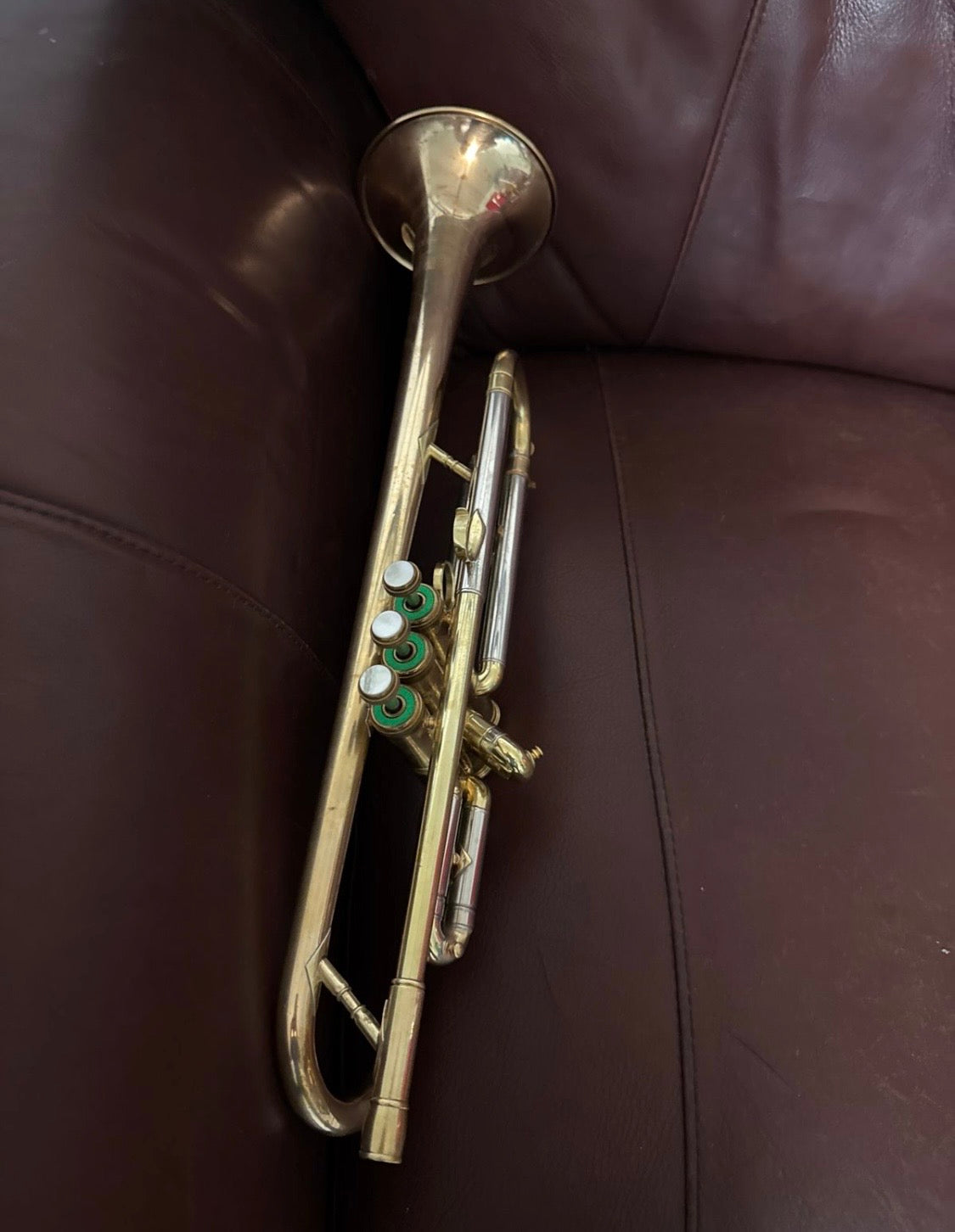 York National Bb trumpet SN 197094