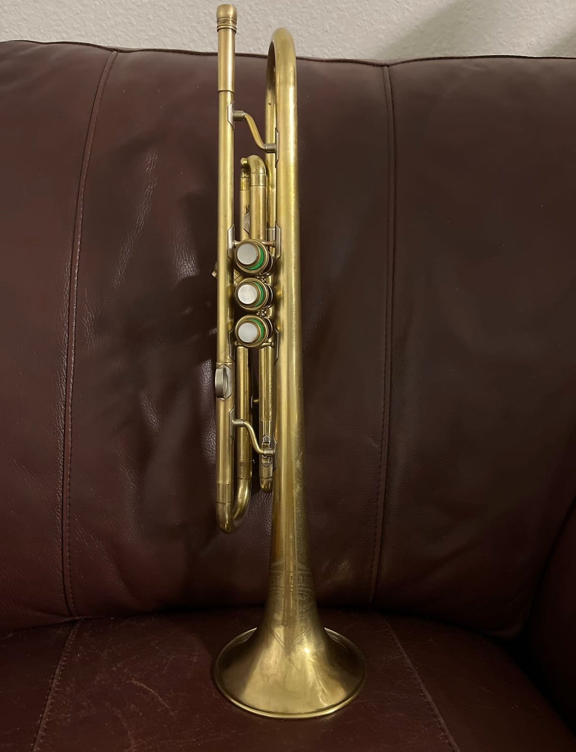 Olds Ambassador (1952) Bb Trumpet SN 72166 (new lacquer - gold tinted clear coat)