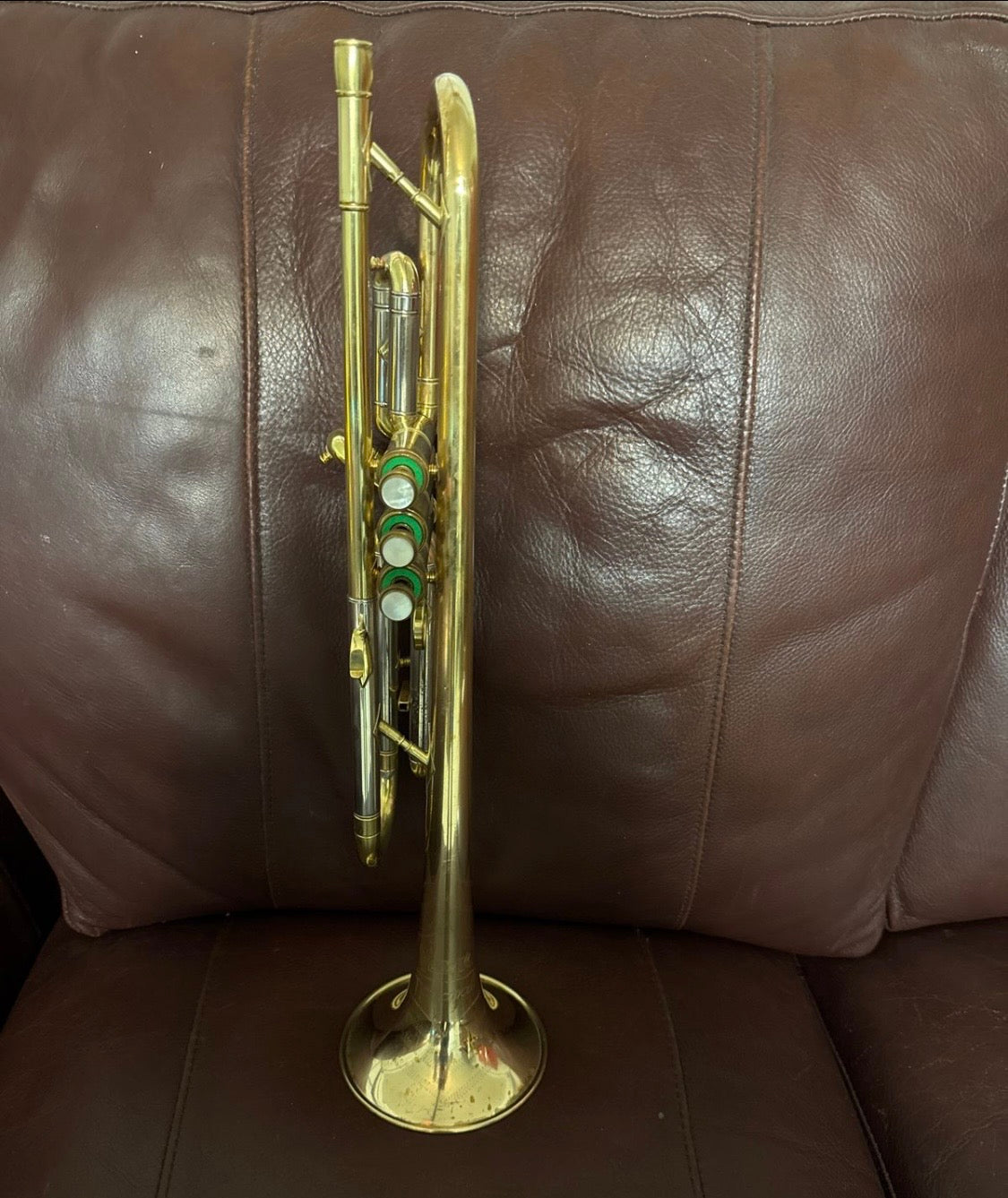 York National Bb trumpet SN 197094