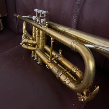 Blessing Artist Bb Trumpet (1945) SN 40517 (.468 bore) (New gold tint lacquer at 100%)(Professional)