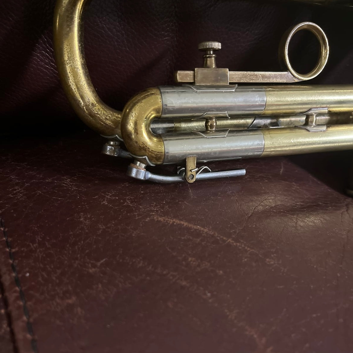 Olds Ambassador A-10 (Los Angeles) Bb Trumpet (1949) SN 40324 (rare) (new lacquer - clear coat)