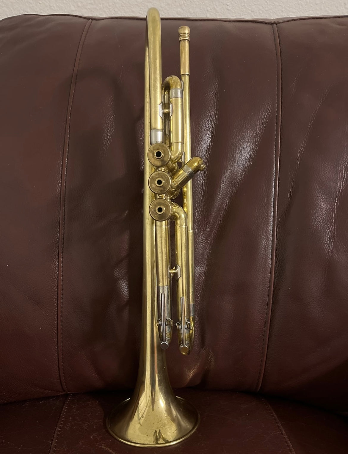 Olds Ambassador A-10 (Los Angeles) Bb Trumpet (1949) SN 40324 (rare) (new lacquer - clear coat)