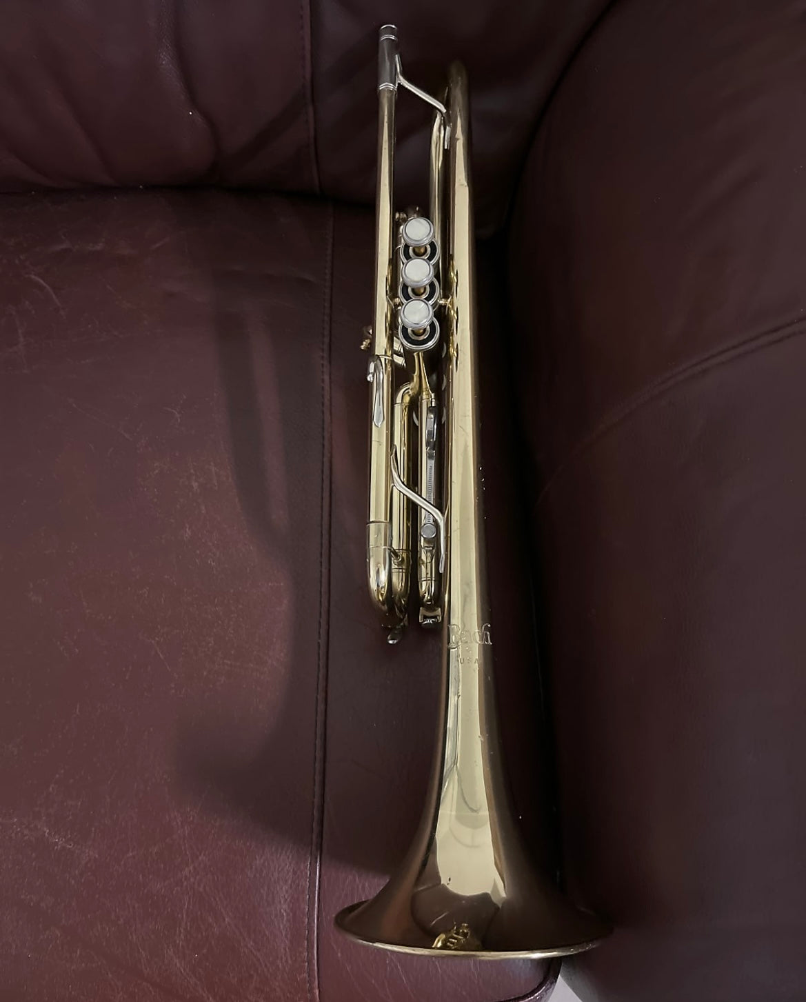 Bach Tr-300 Bb Trumpet SN 974788 ML (student)