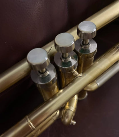 Conn 14B Director Bb Trumpet (1956) SN 640498 (new lacquer 100% - gold tint)