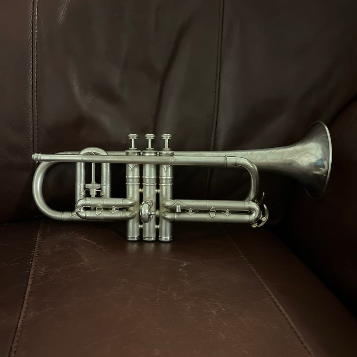 Conn Victor (model 4A) Bb and A cornet (1923) SN 199151 (Silver plated) (very rare) (opera glass - micro tuner)(professional)