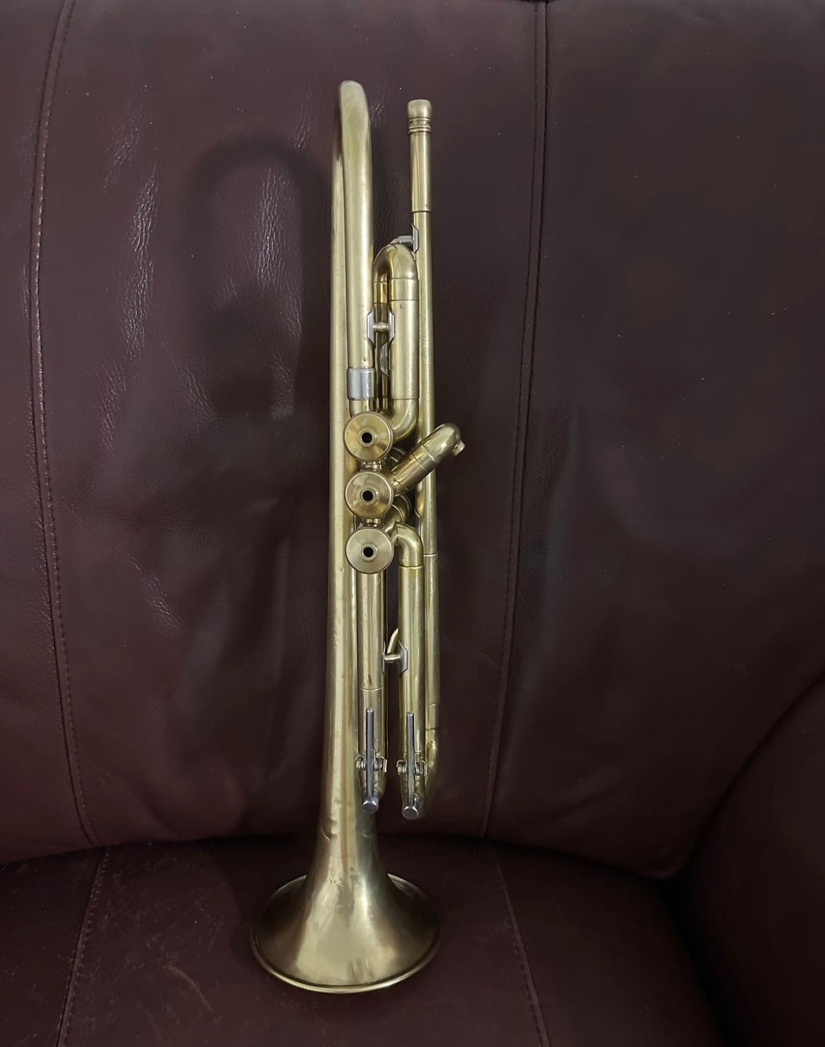 Olds Ambassador (1952) Bb Trumpet SN 72166 (new lacquer - gold tinted clear coat)