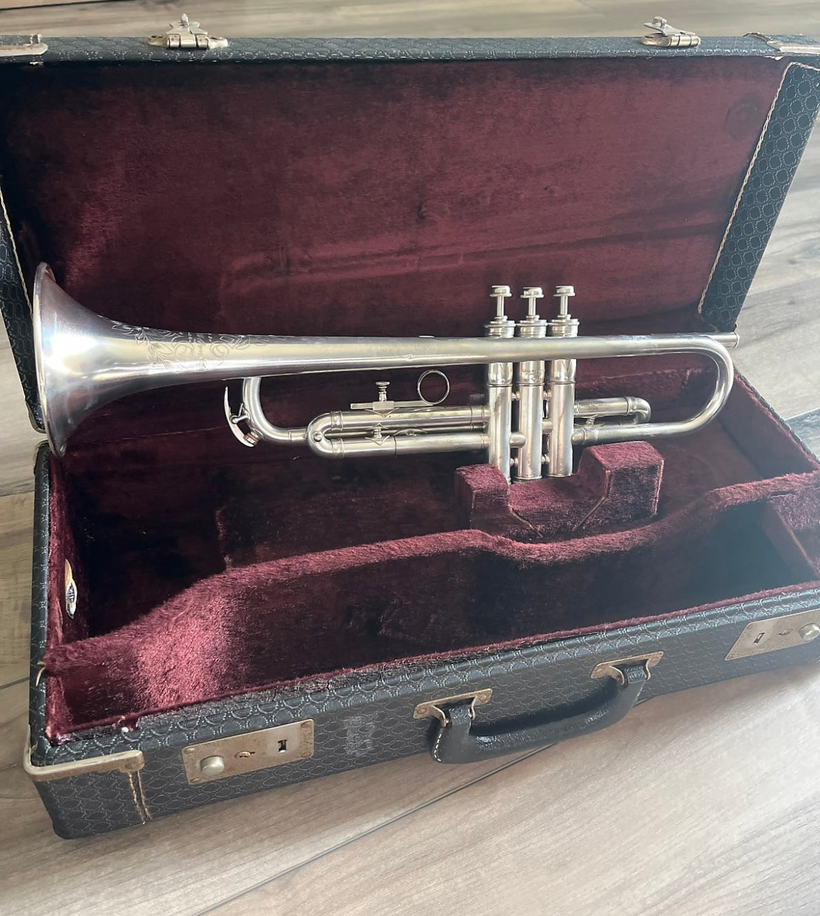 Holton Revelation Bb Trumpet (1924) SN 84379