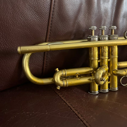 Blessing Artist Bb Trumpet (1945) SN 40517 (.468 bore) (New gold tint lacquer at 100%)(Professional)