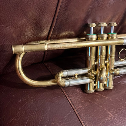 York National Bb trumpet SN 197094