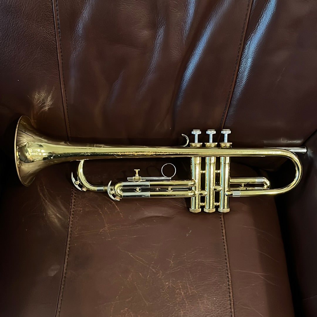 Buescher Aristocrat Bb trumpet SN 555376